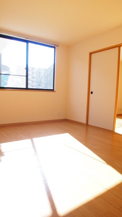 物件内観写真14　(居室)