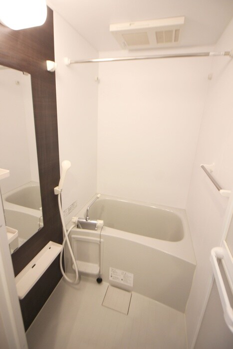 物件内観写真13　(バス／シャワールーム等)