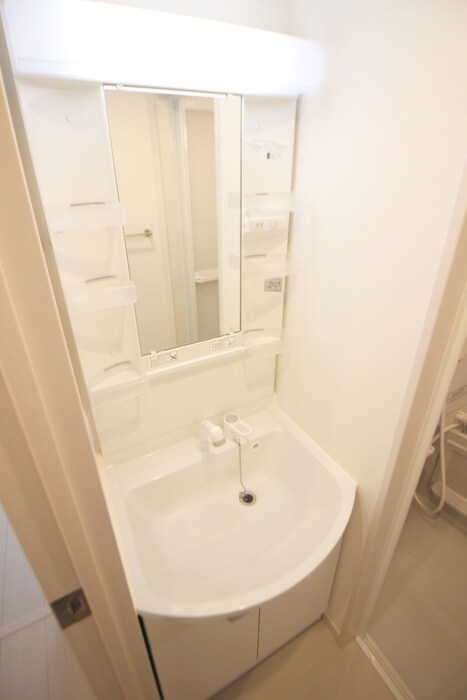 物件内観写真15　(洗面)