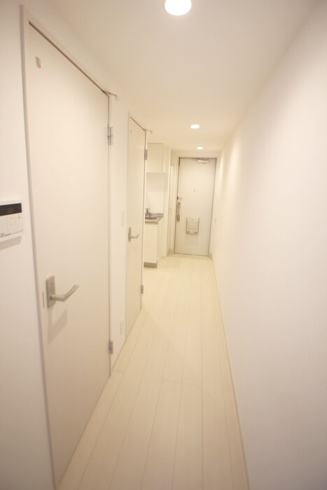 物件内観写真17　(廊下)