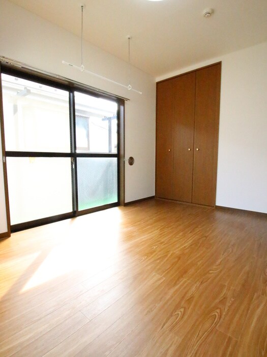 物件内観写真17　(居室)