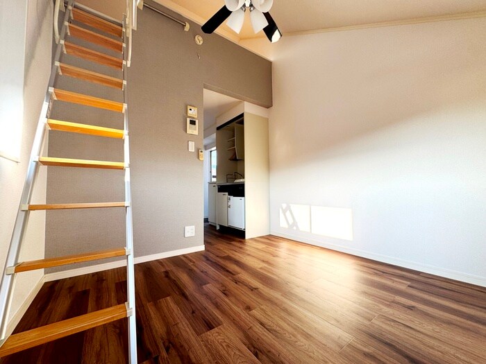 物件内観写真8　(居室)