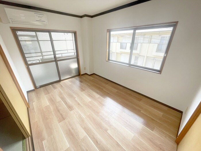 物件内観写真7　(居室)