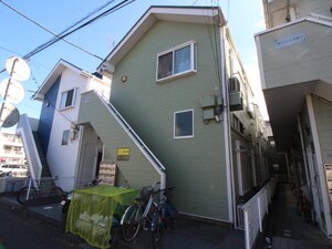 ロッシェル共和３号棟外観写真