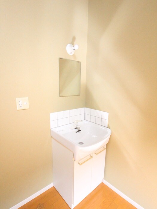 物件内観写真10　(洗面)