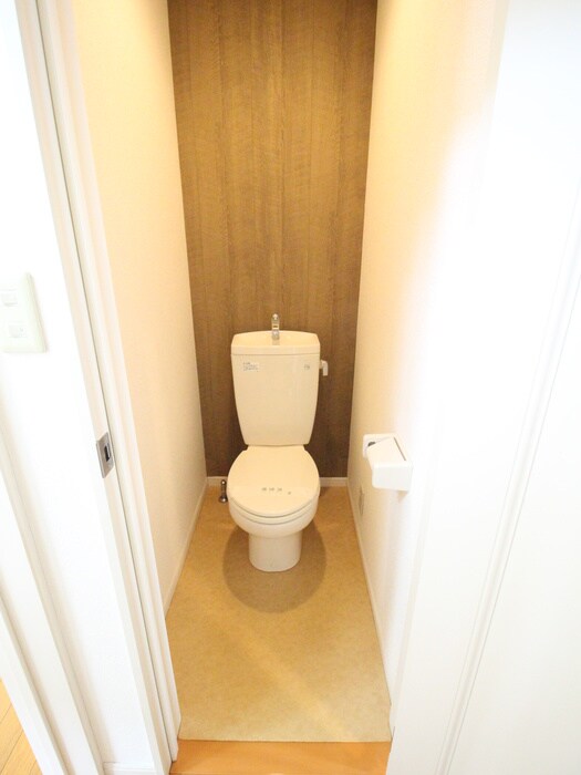 物件内観写真15　(トイレ)