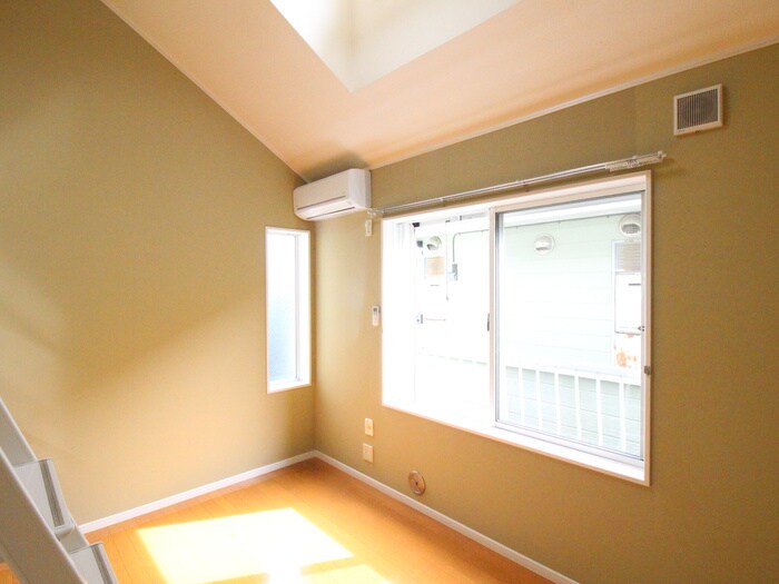 物件内観写真21　(居室)
