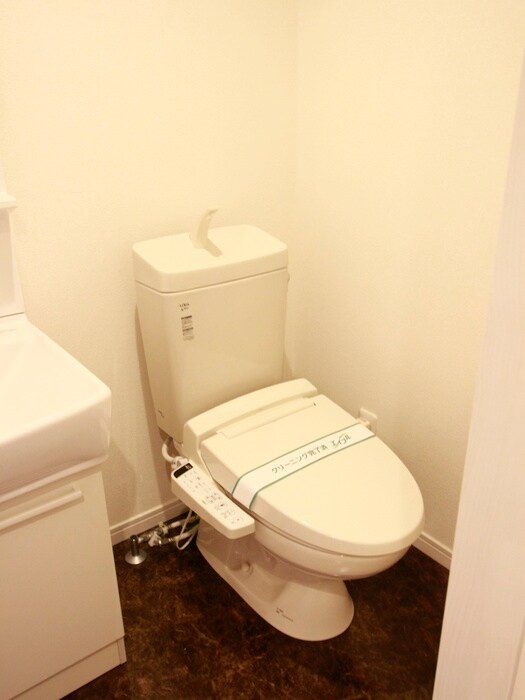 物件内観写真10　(トイレ)