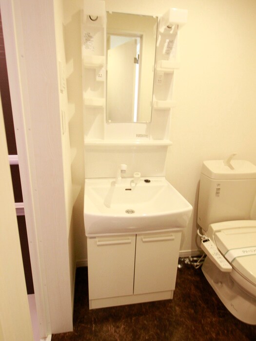 物件内観写真11　(洗面)