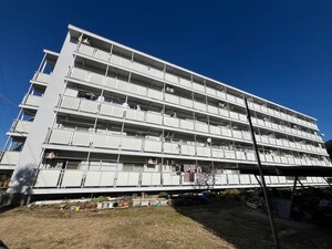 ビレッジハウス川井宿3号棟外観写真