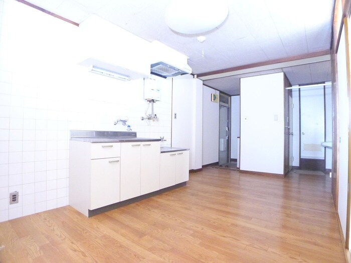 物件内観写真9　(居室)