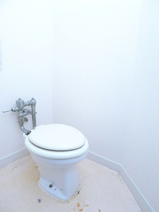 物件内観写真15　(トイレ)
