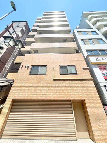 ﾗｲｵﾝｽﾞﾏﾝｼｮﾝ文京根津(404)外観写真
