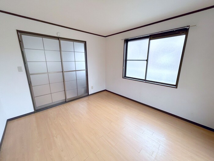 物件内観写真8　(居室)