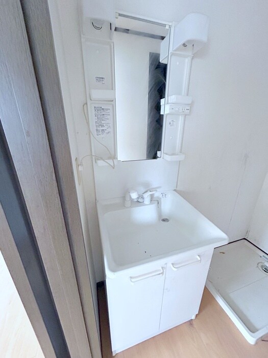 物件内観写真15　(洗面)