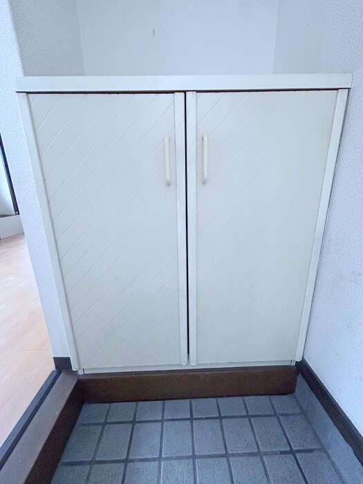 物件内観写真18　(靴箱)