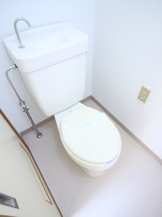 物件内観写真12　(トイレ)