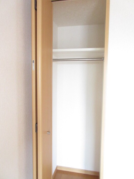 物件内観写真13　(収納)