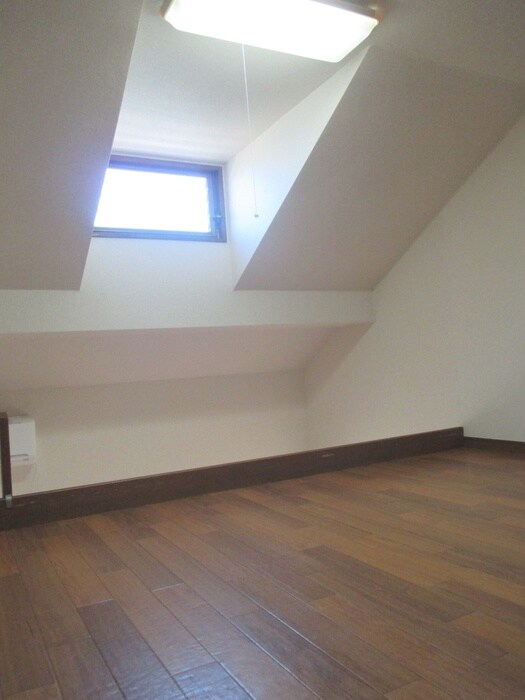 物件内観写真11　(ロフト)