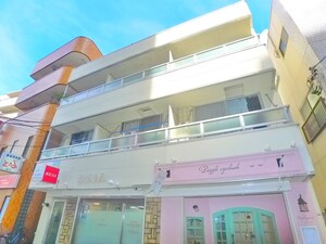 アストラル綾瀬外観写真
