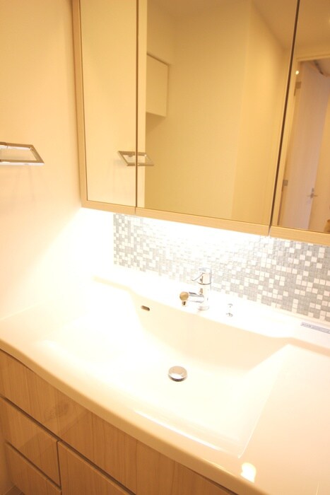 物件内観写真9　(洗面)