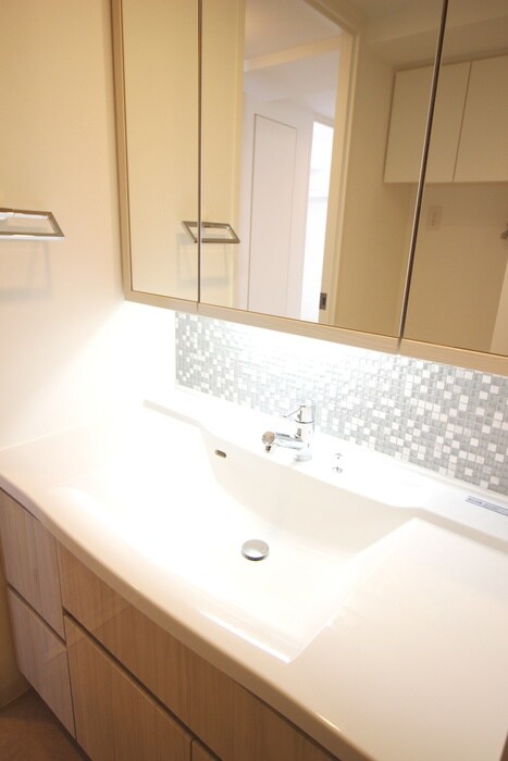 物件内観写真9　(洗面)