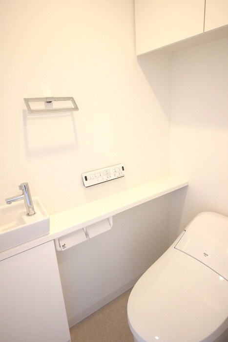 物件内観写真10　(トイレ)