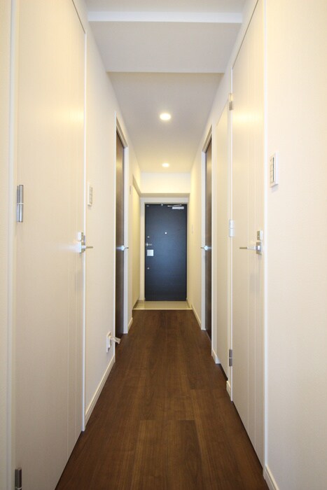 物件内観写真18　(廊下)