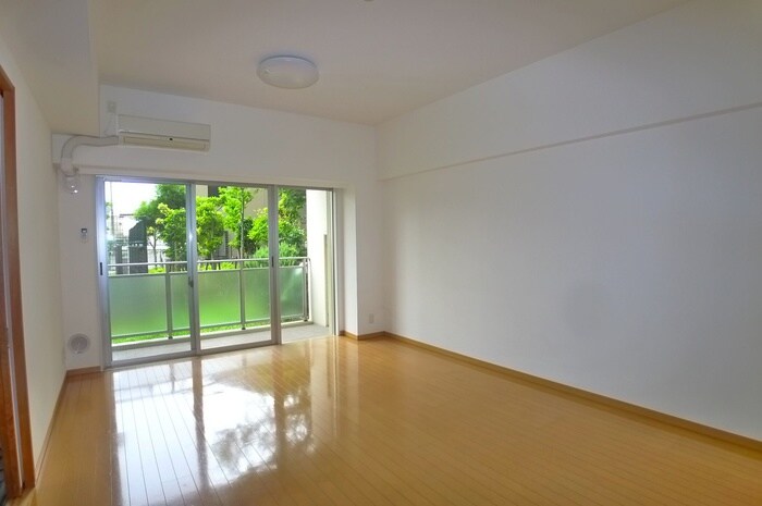 物件内観写真5　(居室)