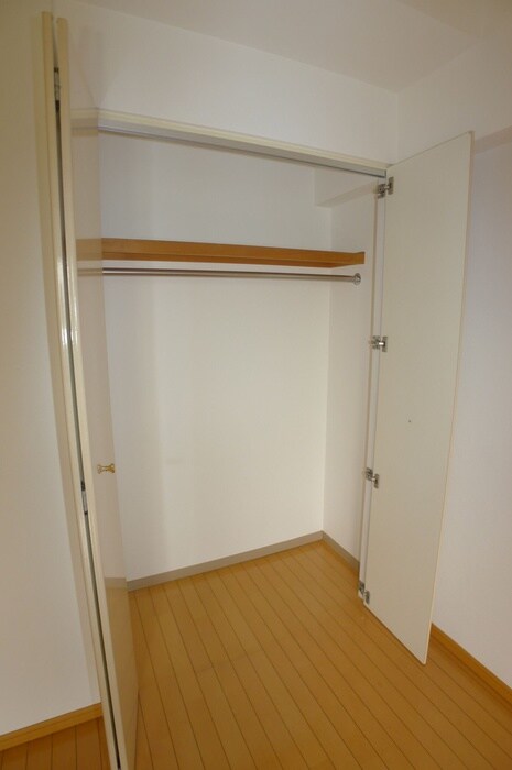 物件内観写真16　(収納)