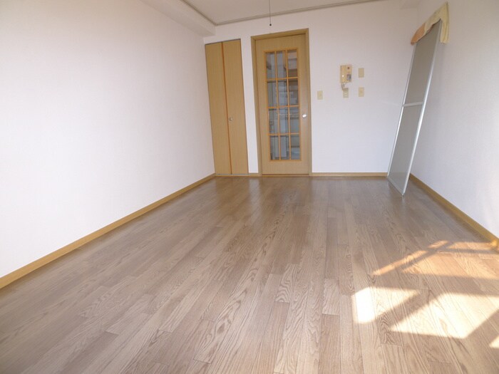 物件内観写真12　(居室)