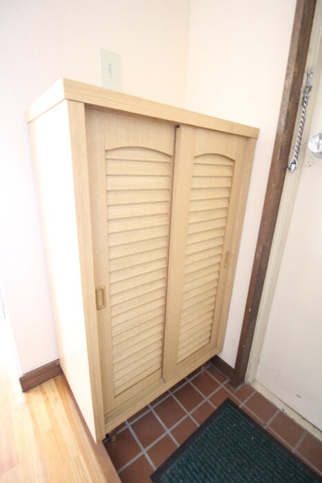 物件内観写真15　(靴箱)