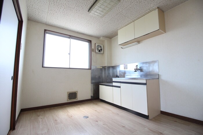 物件内観写真21　(居室)