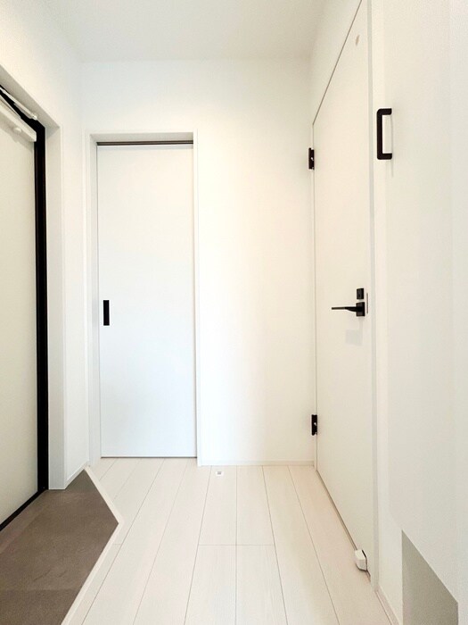 物件内観写真16　(廊下)