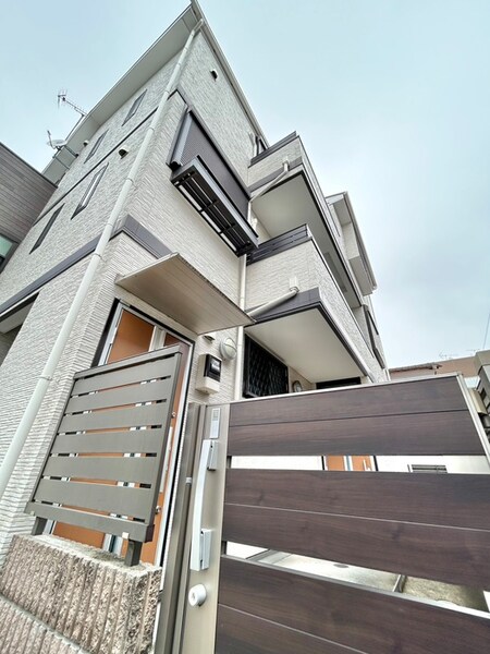 フルーヴ外観写真