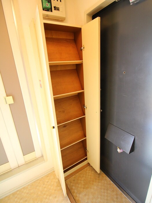物件内観写真11　(靴箱)
