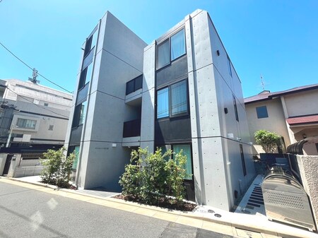 ドムフォレント明大前外観写真