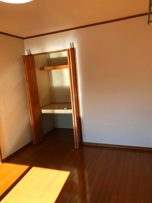 物件内観写真21　(居室)