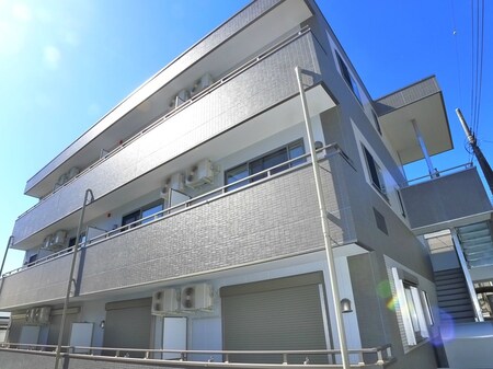マロンドセブン四番館外観写真