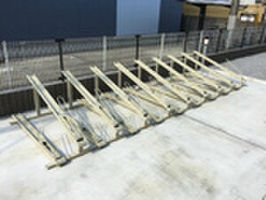 物件外観写真4　(駐輪場)