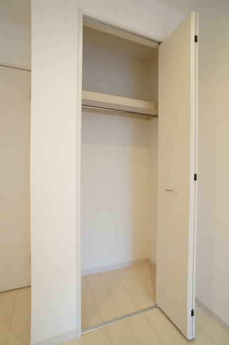 物件内観写真10　(収納)