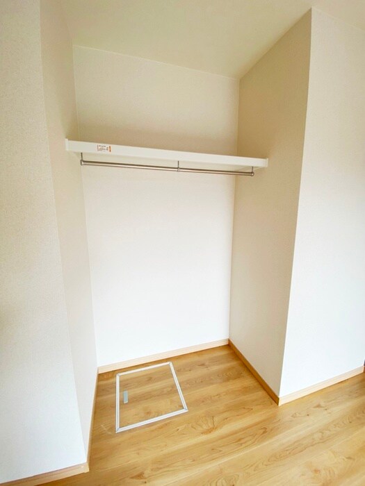 物件内観写真14　(収納)