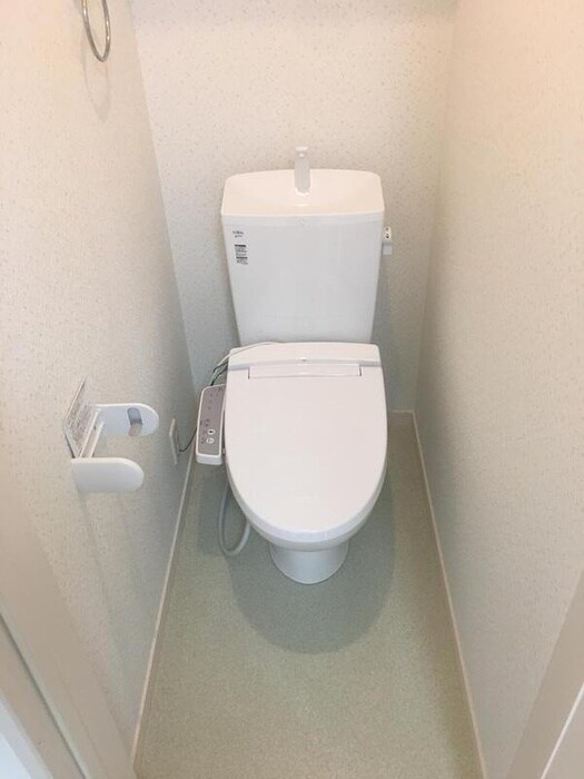 物件内観写真7　(トイレ)