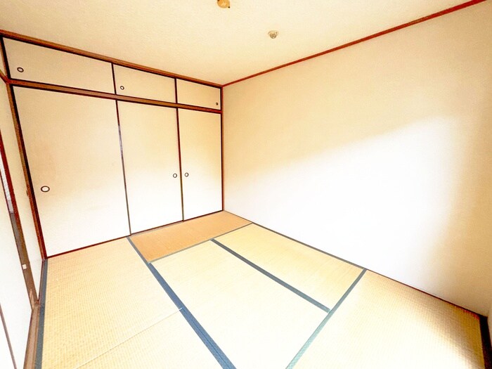 物件内観写真11　(居室)