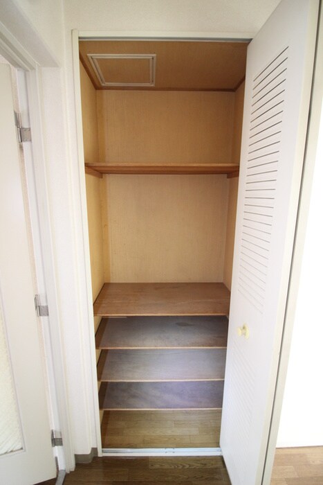 物件内観写真18　(靴箱)