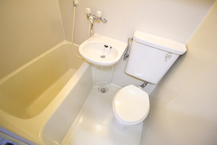 物件内観写真12　(バス／シャワールーム等)