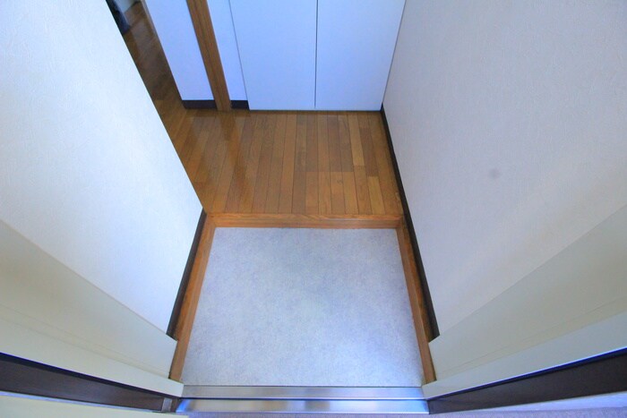 物件内観写真20　(玄関)