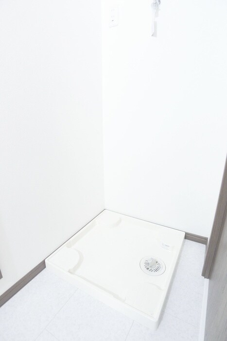 物件内観写真15　(洗濯機置場)