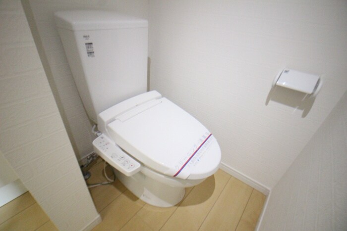 物件内観写真14　(トイレ)