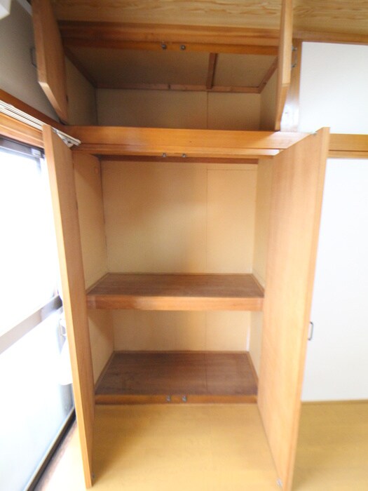 物件内観写真5　(収納)